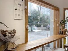 靠窗位-COTTON CAFE(德信·中外公寓店)