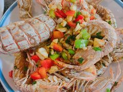 赖尿虾有膏-三妹小龙虾·黄油蟹(华侨城总店)