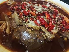 -东口码头·烧鸽子·鱼头泡饼·地方菜(金鹰悦城店)