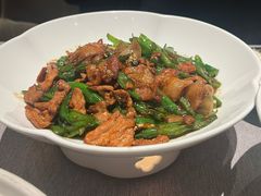 浏阳辣椒炒肉-大鸭梨烤鸭(广安门甄选店)