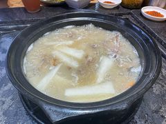 -有一锅·野生菌黑山羊腊排骨火锅(古城北门店)
