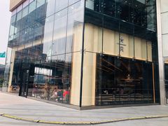 -星巴克臻选(上海合生汇1F店)