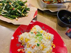 -何师烧烤Pro ·江湖川菜·小龙虾·精酿(太古里旗舰店)