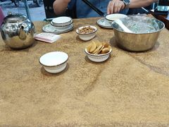 -正宗鸡饭粤香酒家(朱村店)