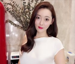 -东秀护肤造型