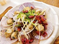 -老东镇啤酒屋海鲜加工·蒸汽海鲜·海鲜烧烤(台东店)