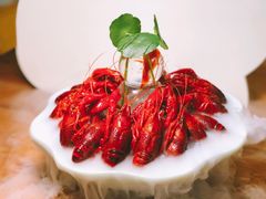 -冰冰龙虾·江湖菜·花园江景餐厅