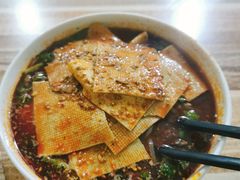 -老字号杨坡红油米线腊汁肉夹馍(东四道巷店)