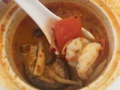 冬阴功汤-新加坡海鲜共和(名胜世界圣淘沙海滨坊)