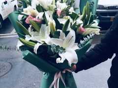 -雪蔓之鲜花气球派对(家佳源时代中心店)