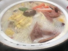 -三人行骨头王火锅(长寿店)