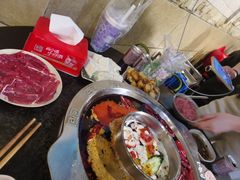 -洞亭火锅(防空洞总店)