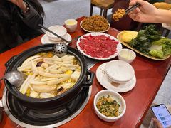 -菌之家·专业纯野生菌火锅·特色炒菌