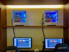 -溯光电竞酒店(西南财大地铁站店)