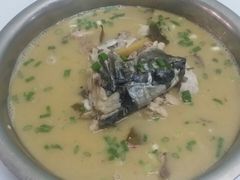 鸡焖鱼-环宇草鸡店·特色炒鸡