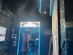 -屋有岛沉浸游戏旗舰店(中山公园店)