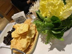 蔬菜拼-焯牛潮汕牛肉火锅(云峰街创始店)