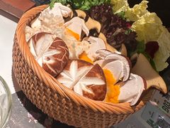 -烹然四季椰子鸡火锅(姚家园万象汇店)