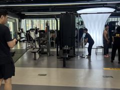 -超鹿运动(五四路恒力城店)