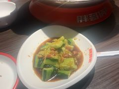 -胖哥俩肉蟹煲(华贸店)