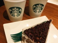 -星巴克(西安曲江银泰店)