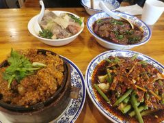 -杨三孃跷脚牛肉(西外棕榈岛店)