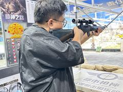 -都市枪神实弹射击俱乐部