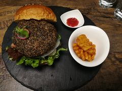 -HIGH FIVE哈福手工汉堡(桂林路店)