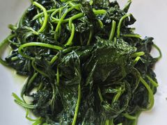 蒜蓉炒番薯叶-南沙辉记烧鸡·荔枝木炭火吊烧(旧镇店)