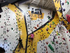 -问山MountQuest攀岩馆