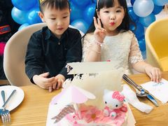 -KIDults童伴儿亲子餐厅(达美中心广场店)