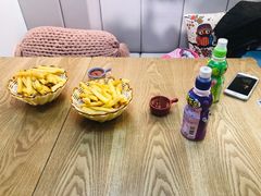 -Ours树朵家亲子餐厅(远策中心店)