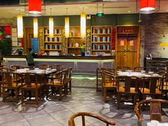 大堂-张大胡子鱼头火锅酒楼(长益路店)