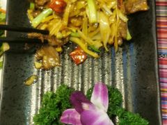 -香巴拉云南餐厅(华莱坞店)