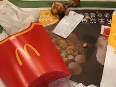 -麦当劳(汉口火车站候车室店)