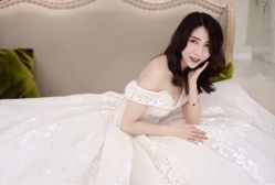 -深白婚纱艺术馆(王府壹号店)