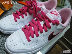 -NIKE上海青浦换季优惠店