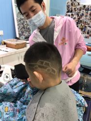 -星童Star.Kids儿童理发&理胎发(美罗店)