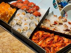 -大中华希尔顿酒店-念自助餐·嗨啤·小龙虾