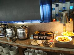 自助取餐区-粤海璇宫·木棉花高空旋转餐厅·聚会派对