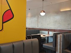 -必胜客(白广路店)