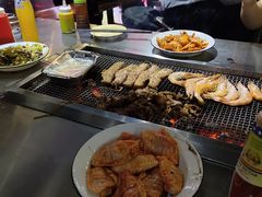 -马路牙子地桌烤肉(工体店)