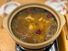 -邹开喜·炭炉鸡煲·海鲜火锅(虹口足球场店)