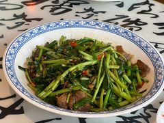 藜蒿炒腊味-南昌大饭店·非遗南昌菜(万寿宫店)