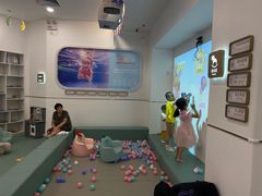 -龙格亲子游泳·水育早教运动中心(绿宝中心)