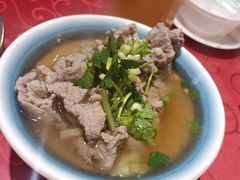 -冯烫烫跷脚牛肉·川菜小馆(武胜西街店)
