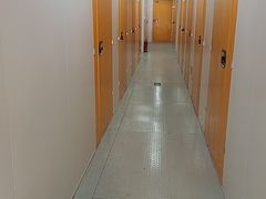 -安东易迷你自助仓储寄存仓库(顾戴路店)
