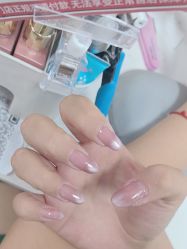-尤米一站式美甲美睫