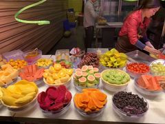 自助取餐区-东门町美食街