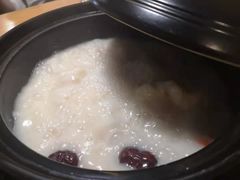 -洪氏嗨捞·广东猪肚鸡·椰子鸡火锅(西咸万象城店)